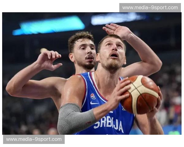 雷霆万钧，76人浴血：MVP之路的巅峰对决